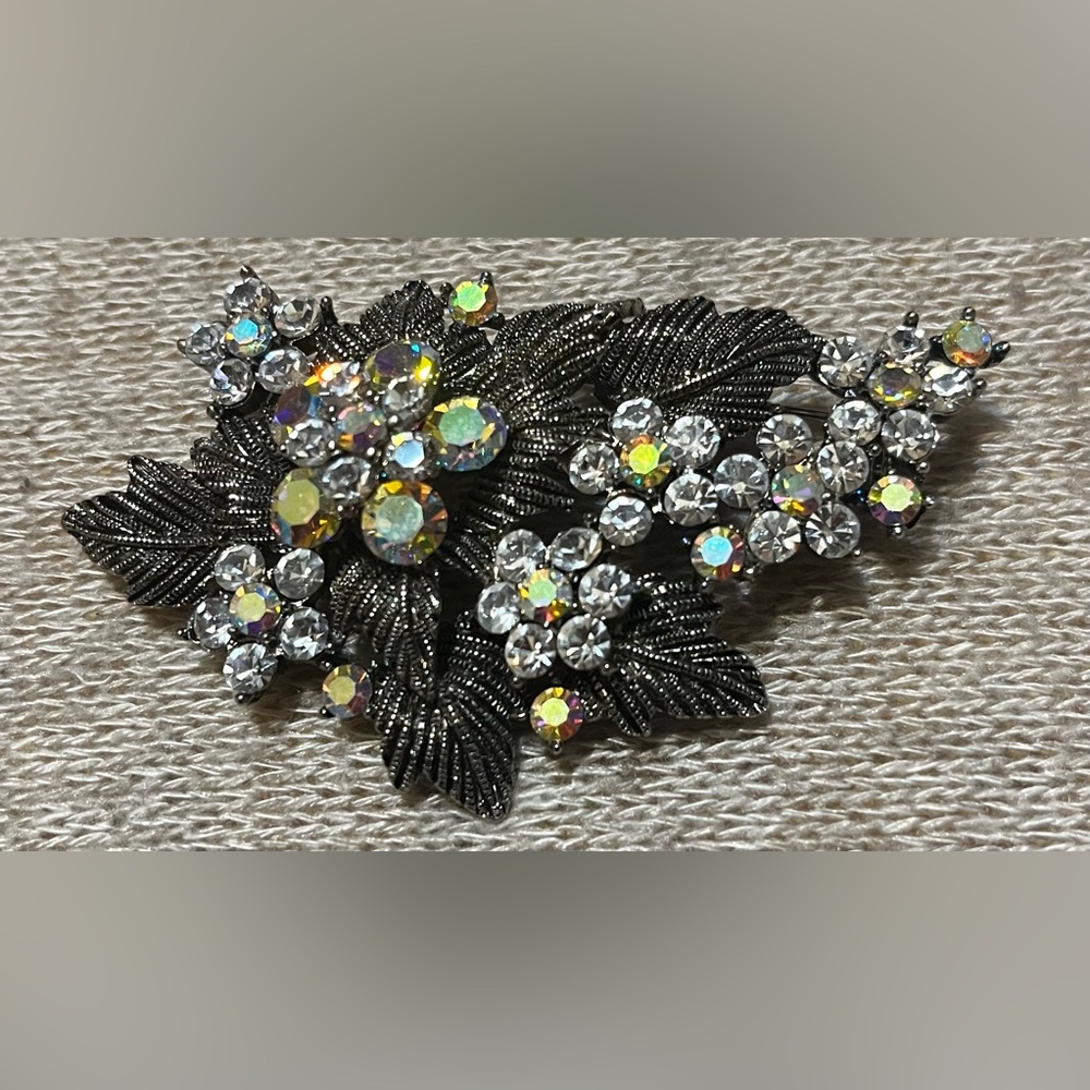 Vintage Flower Bouquet Brooch Aurora Borealis Rhinestones & Dark Tone Leaves